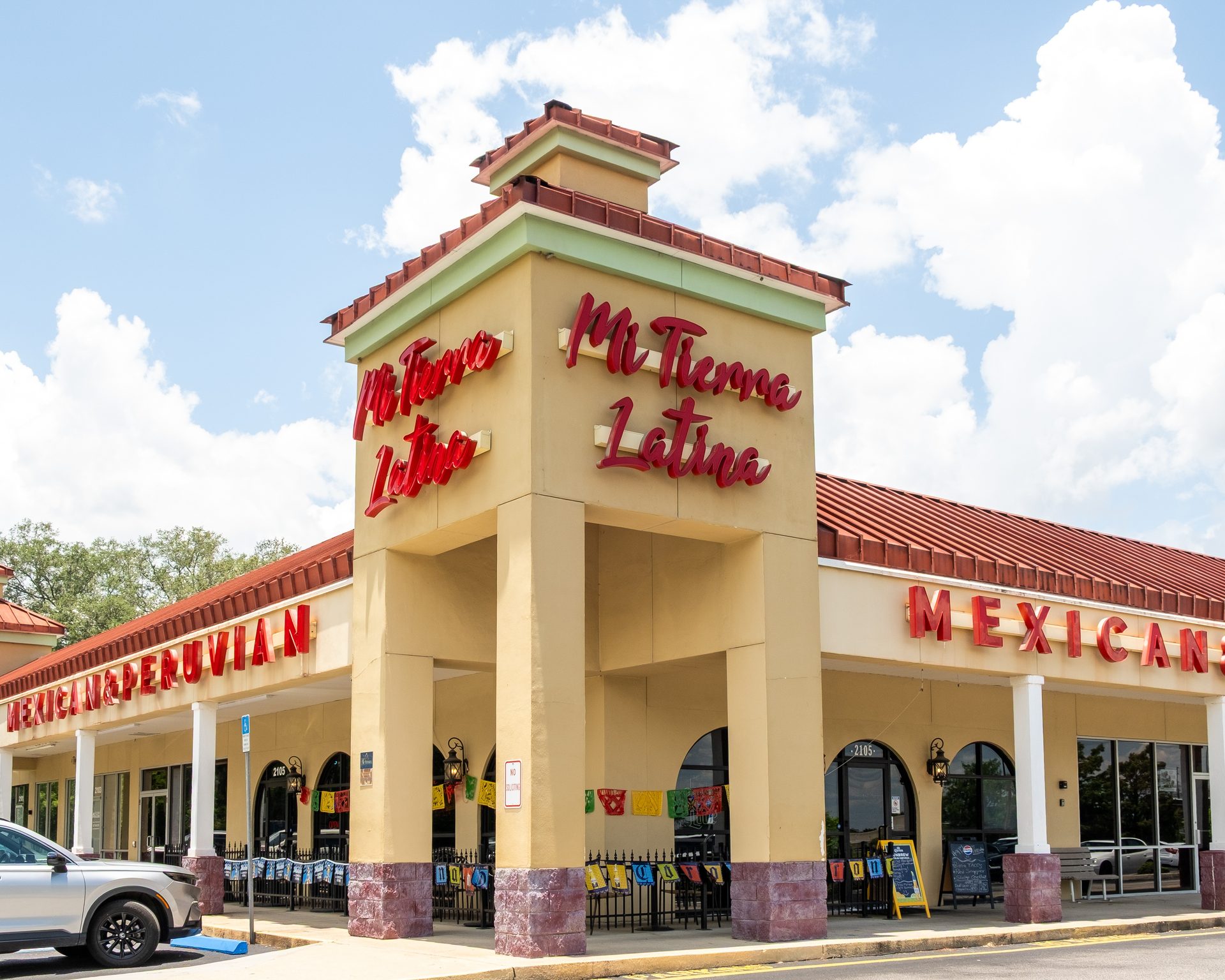 Welcome to Mi Tierra Latina